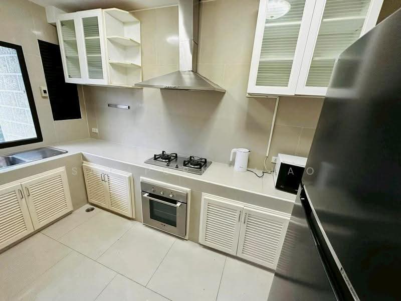Moo Baan Chicha Castle, Bangkok, Sukhumvit 31, Khlongtoei Nua, Watthana, Bangkok, 4 Bedrooms, 350 sqm, Townhouse For Rent, by Sataporn Jalao, 500526307 - DDproperty.com