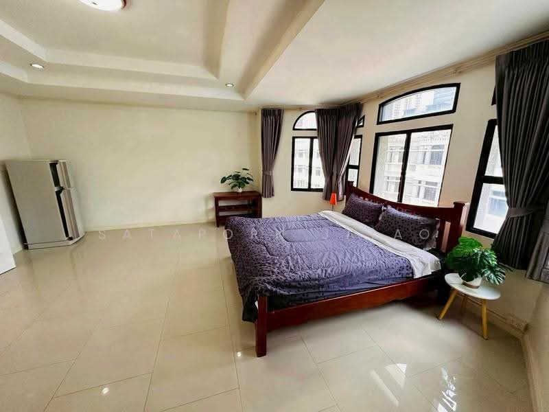 Moo Baan Chicha Castle, Bangkok, Sukhumvit 31, Khlongtoei Nua, Watthana, Bangkok, 4 Bedrooms, 350 sqm, Townhouse For Rent, by Sataporn Jalao, 500526307 - DDproperty.com