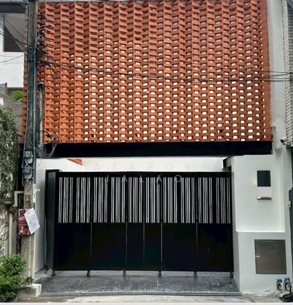 บ้าน 3-ห้องนอน, กรุงเทพ, คลองตันเหนือ, วัฒนา, กรุงเทพ, 400 ตร.ม., บ้านเดี่ยว ให้เช่า, โดย Sataporn Jalao, 500526317 - DDproperty.com