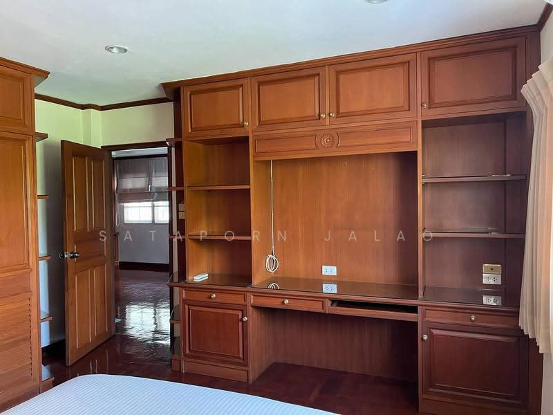 บ้าน 4-ห้องนอน, กรุงเทพ, ดินแดง, กรุงเทพ, 300 ตร.ม., บ้านเดี่ยว ให้เช่า, โดย Sataporn Jalao, 500526342 - DDproperty.com