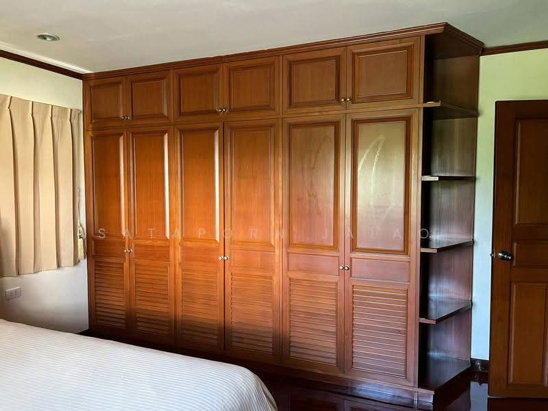 4-BR House, Bangkok, Din Daeng, Bangkok, 4 Bedrooms, 300 sqm, Single Detached House For Rent, by Sataporn Jalao, 500526342 - DDproperty.com