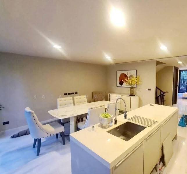 Quarter 31, Bangkok, 333 Soi Sukhumvit 31, Khlong Tan Nua, Watthana, Bangkok, 4 Bedrooms, 123 sqm, Townhouse For Sale, by Sataporn Jalao, 500526367 - DDproperty.com
