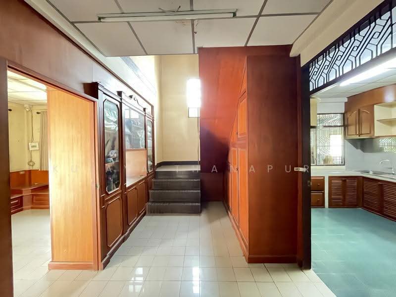 Classic 2-Story House, Soi Ruenrom, Mak Khaeng, Udon Thani, ซ.รื่นรมย์, Mak Khaeng, Muang Udon Thani, Udon Thani, 2 Bedrooms, 180 sqm, Single Detached House For Sale, by Kulaya Thanapura, 500526369 - DDproperty.com