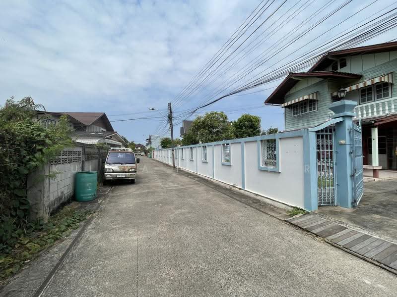 Classic 2-Story House, Soi Ruenrom, Mak Khaeng, Udon Thani, ซ.รื่นรมย์, Mak Khaeng, Muang Udon Thani, Udon Thani, 2 Bedrooms, 180 sqm, Single Detached House For Sale, by Kulaya Thanapura, 500526369 - DDproperty.com