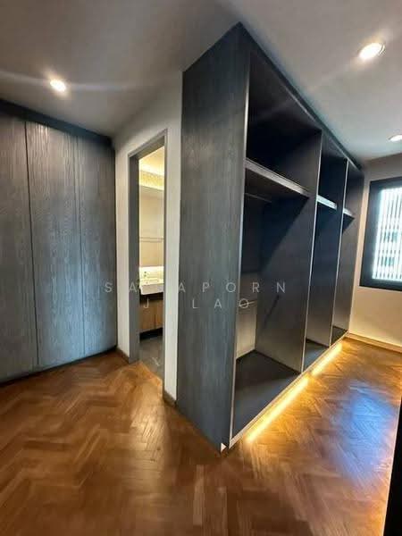 4-BR Villa, Bangkok, Khlong Tan Nua, Watthana, Bangkok, 4 Bedrooms, 430 sqm, Villa For Sale, by Sataporn Jalao, 500526376 - DDproperty.com
