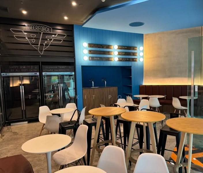 Sky Walk Residences, Bangkok, 1599 Sukhumvit Road, Phra Kanong Nua, Watthana, Bangkok, 1 Bedroom, 100 sqm, Condo For Rent, by Thanakit Pongpit, 500526378 - DDproperty.com