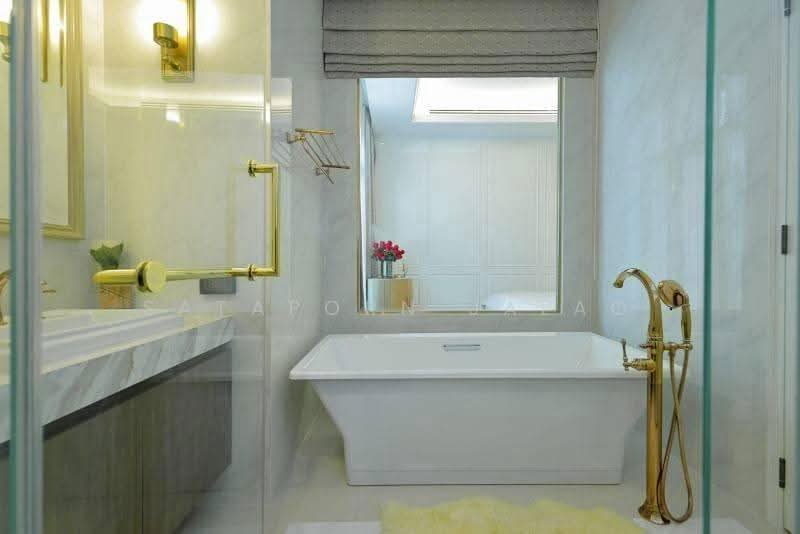 The Boulevard Ekkamai, Bangkok, 98 Soi Prasertdee, Khlong Tan Nua, Watthana, Bangkok, 4 Bedrooms, 500 sqm, Townhouse For Sale, by Sataporn Jalao, 500526409 - DDproperty.com
