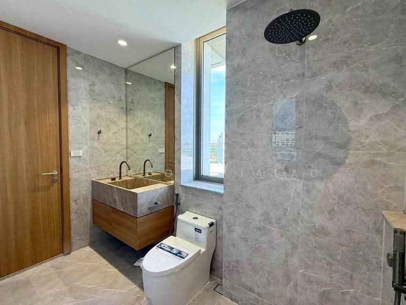 5-BR Townhouse, Bangkok, Phra Kanong Nua, Watthana, Bangkok, 5 Bedrooms, 547 sqm, Townhouse For Sale, by Sataporn Jalao, 500526433 - DDproperty.com