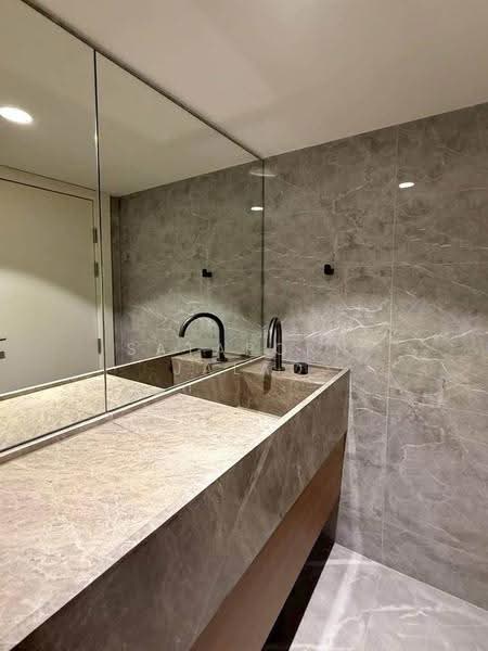 5-BR Townhouse, Bangkok, Phra Kanong Nua, Watthana, Bangkok, 5 Bedrooms, 547 sqm, Townhouse For Sale, by Sataporn Jalao, 500526433 - DDproperty.com