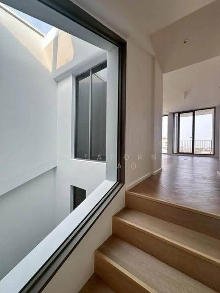5-BR Townhouse, Bangkok, Phra Kanong Nua, Watthana, Bangkok, 5 Bedrooms, 547 sqm, Townhouse For Sale, by Sataporn Jalao, 500526433 - DDproperty.com