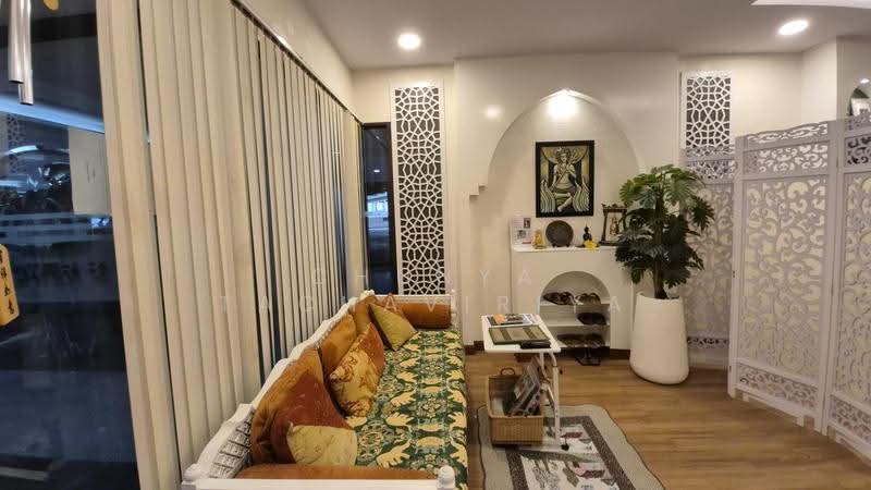 Supalai Place Sukhumvit 39, Bangkok, 175-179 Soi Sukhumvit 39 Sukhumvit Road, Khlong Tan Nua, Watthana, Bangkok, Studio, 56 sqm, Condo For Sale, by Chunya Tachaviriya, 500526440 - DDproperty.com