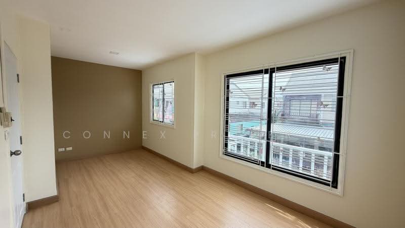 บ้านพฤกษา 58 ลาดกระบัง - สุวรรณภูมิ, สมุทรปราการ, สป.2001, ศีรษะจรเข้น้อย, บางเสาธง, สมุทรปราการ, 94 ตร.ม., ทาวน์เฮ้าส์ ขาย, โดย Connex Property, 500526474 - DDproperty.com