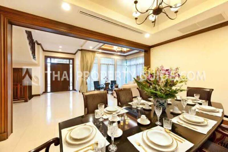 House with Private Pool / Sathorn, Bangkok, Thung Maha Mek, Sathon, Bangkok, 4 Bedrooms, 426 sqm, Single Detached House For Rent, by Khun Nita, 500526475 - DDproperty.com