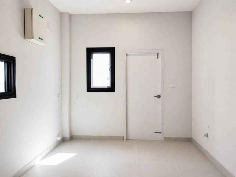 undefined, Phuket, Pa Khlok, Thalang, Phuket, 4 Bedrooms, 382 sqm, Single Detached House For Sale, by Puttirat Kleebyam, 500526480 - DDproperty.com