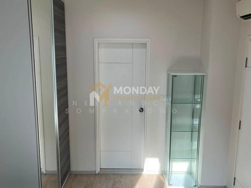 Centric Ratchada-Huai Khwang, Bangkok, Ratchadapisek Road, Huai Khwang, Bangkok, 1 Bedroom, 32 sqm, Condo For Sale, by Neeranuch Somprasong, 500526481 - DDproperty.com