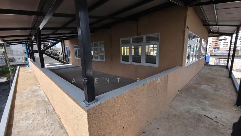 For Rent/Sale: 3-Story Commercial Building ,Soi Pracha Songkhro 2, near MRT Rama 9 (SPSAD4152), Bangkok, Din Daeng, Bangkok, , 624 sqm, Shophouse For Sale, by Agent Pla, 500526516 - DDproperty.com