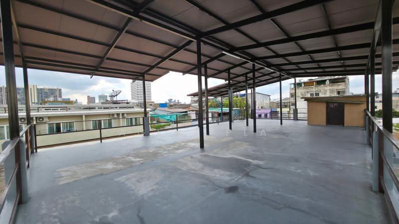 For Rent/Sale: 3-Story Commercial Building ,Soi Pracha Songkhro 2, near MRT Rama 9 (SPSAD4152), Bangkok, Din Daeng, Bangkok, , 624 sqm, Shophouse For Sale, by Agent Pla, 500526516 - DDproperty.com
