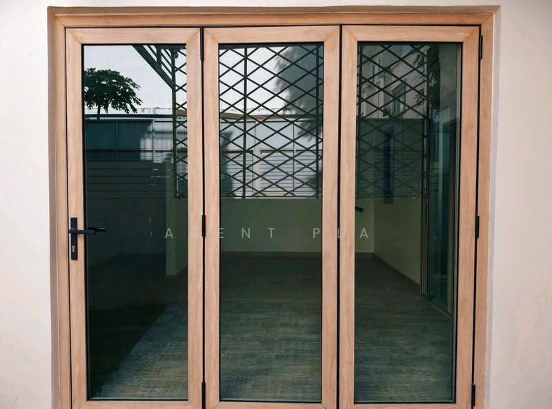 Villette City Pattanakarn 38, Bangkok, Phatthanakan Road, Prawet, Bangkok, 4 Bedrooms, 250 sqm, Townhouse For Sale, by Agent Pla, 500526532 - DDproperty.com