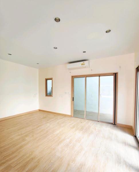 Villette City Pattanakarn 38 : วิลเลต ซิตี้ พัฒนาการ 38, กรุงเทพ, ถนนพัฒนาการ, ประเวศ, กรุงเทพ, 250 ตร.ม., ทาวน์เฮ้าส์ ขาย, โดย Agent Pla, 500526532 - DDproperty.com