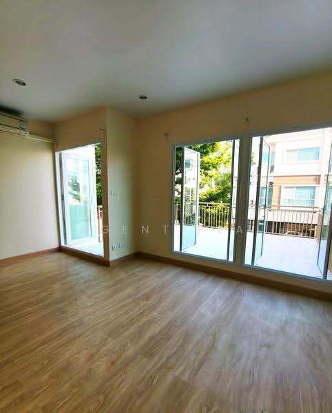 Villette City Pattanakarn 38, Bangkok, Phatthanakan Road, Prawet, Bangkok, 4 Bedrooms, 250 sqm, Townhouse For Sale, by Agent Pla, 500526532 - DDproperty.com