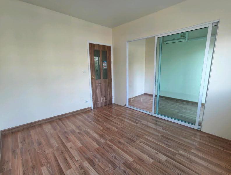 Villette City Pattanakarn 38, Bangkok, Phatthanakan Road, Prawet, Bangkok, 4 Bedrooms, 250 sqm, Townhouse For Sale, by Agent Pla, 500526532 - DDproperty.com