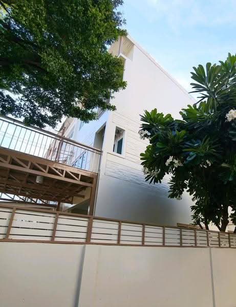 Villette City Pattanakarn 38, Bangkok, Phatthanakan Road, Prawet, Bangkok, 4 Bedrooms, 250 sqm, Townhouse For Sale, by Agent Pla, 500526532 - DDproperty.com