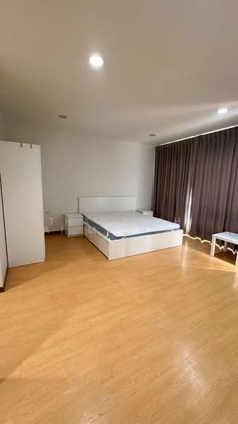 4-BR Townhouse, Bangkok, Bang Chak, Phra Khanong, Bangkok, 4 Bedrooms, 230 sqm, Townhouse For Rent, by Thawatchai Methawongworakul, 500526536 - DDproperty.com
