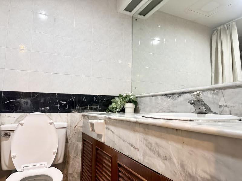 The Grand Regent, Bangkok, 2 2/399 Soi Mahatlek Luang 2, Lumphini, Pathum Wan, Bangkok, Studio, 38 sqm, Condo For Rent, by Yaninatta Jaturaphut, 500526542 - DDproperty.com