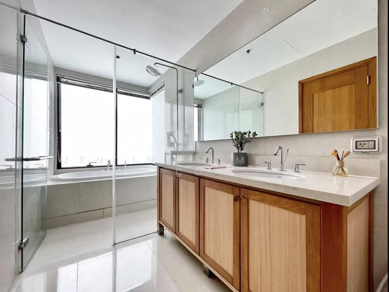 The Emporio Place, Bangkok, 93 Soi Sukhumvit 24, Sukhumvit Road, Khong Tan, Khlong Toei, Bangkok, 2 Bedrooms, 105 sqm, Condo For Rent, by Jentina Homes & Co, 500526543 - DDproperty.com