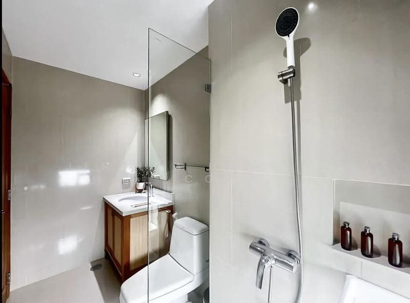 The Emporio Place, Bangkok, 93 Soi Sukhumvit 24, Sukhumvit Road, Khong Tan, Khlong Toei, Bangkok, 2 Bedrooms, 105 sqm, Condo For Rent, by Jentina Homes & Co, 500526543 - DDproperty.com