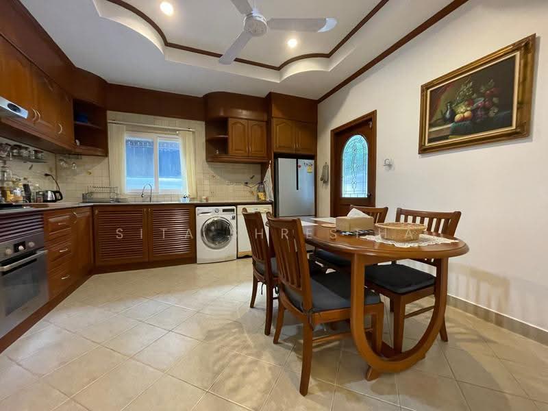 undefined, Chon Buri (Pattaya), Nong Pru, Bang Lamung (Pattaya), Chon Buri (Pattaya), 3 Bedrooms, 180 sqm, Villa For Sale, by Sita Shrestha, 500526581 - DDproperty.com