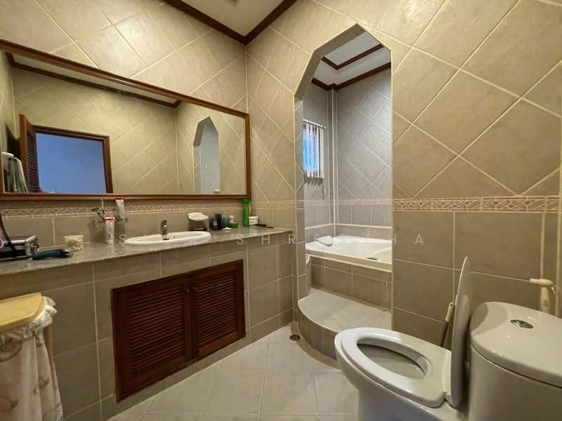 undefined, Chon Buri (Pattaya), Nong Pru, Bang Lamung (Pattaya), Chon Buri (Pattaya), 3 Bedrooms, 180 sqm, Villa For Sale, by Sita Shrestha, 500526581 - DDproperty.com