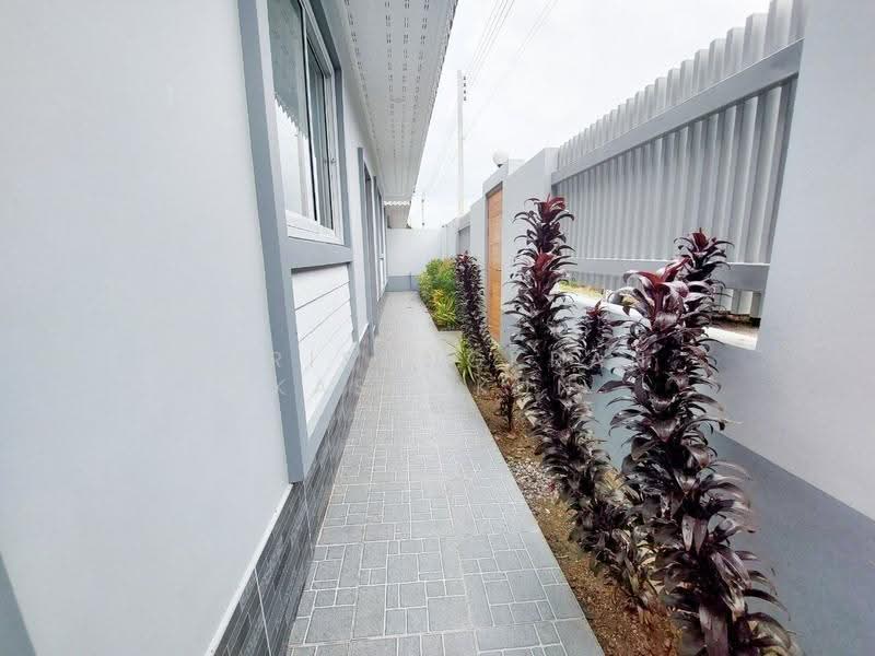 3-BR Villa, Prachuap Khiri Khan, Pak Nam Pran, Pran Buri, Prachuap Khiri Khan, 3 Bedrooms, 165 sqm, Villa For Sale, by Sirisongkran Kasemkun, 500526589 - DDproperty.com