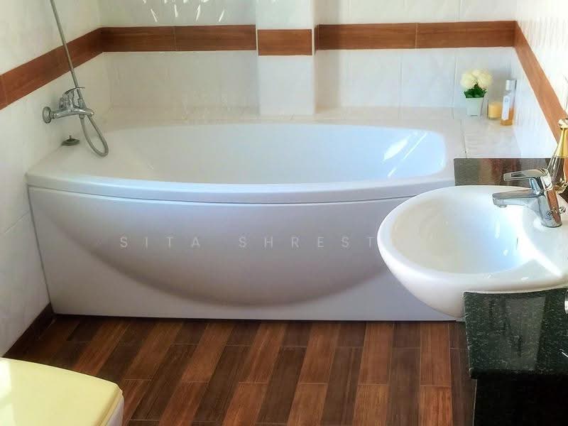 3-BR Townhouse, Chon Buri (Pattaya), Nong Pru, Bang Lamung (Pattaya), Chon Buri (Pattaya), 3 Bedrooms, 280 sqm, Townhouse For Sale, by Sita Shrestha, 500526594 - DDproperty.com
