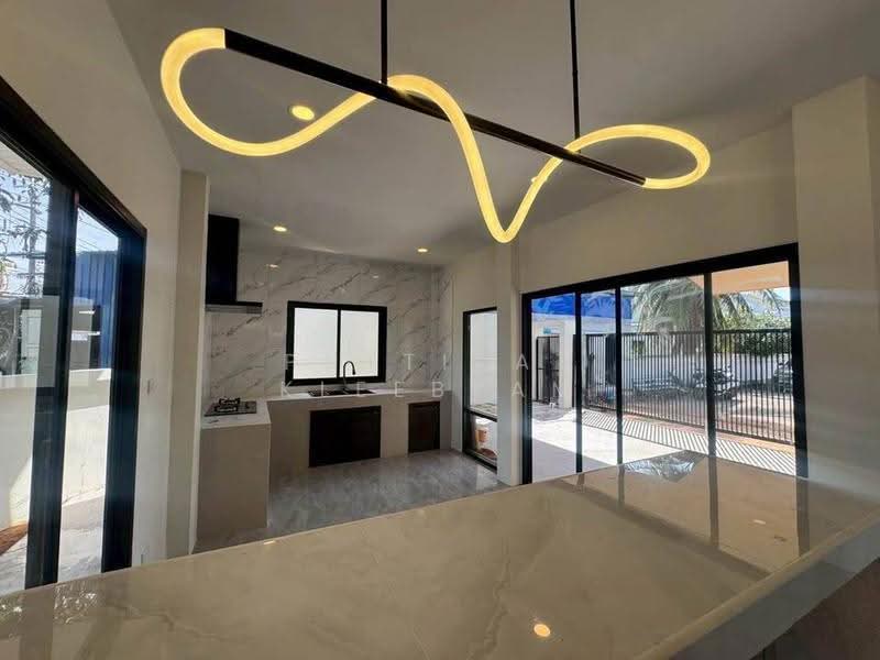 3-BR House, Phuket, Thep Krasattri, Thalang, Phuket, 3 Bedrooms, 292 sqm, Single Detached House For Sale, by Puttirat Kleebyam, 500526620 - DDproperty.com
