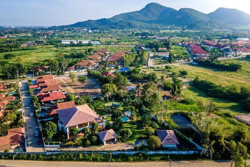 Orchid Palm Homes 1, Prachuap Khiri Khan, Nong Kae, Hua Hin, Prachuap Khiri Khan, 5 Bedrooms, 900 sqm, Villa For Sale, by Sirisongkran Kasemkun, 500526651 - DDproperty.com