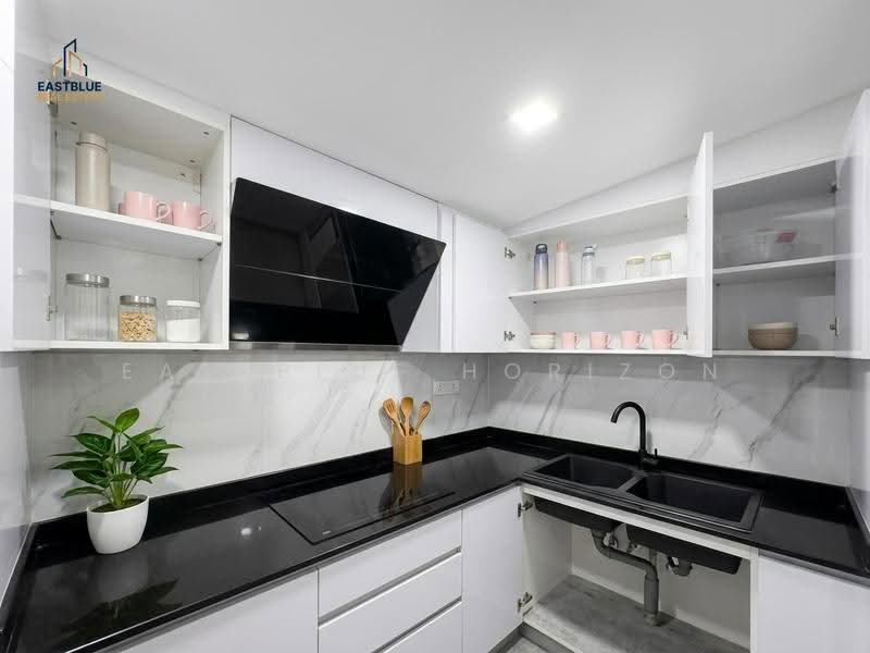 Golden Town Sathorn, Bangkok, Kanlapaphruek Road, Bangkhuntien, Chom Thong, Bangkok, 3 Bedrooms, 100 sqm, Townhouse For Sale, by Eastblue Horizon, 500526652 - DDproperty.com