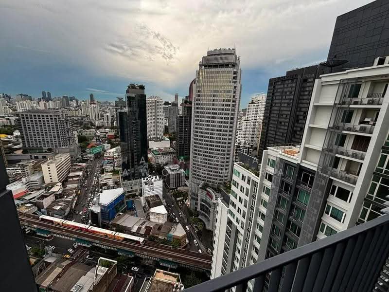 Siri At Sukhumvit, Bangkok, 902 Sukhumvit Road, Phra Kanong, Khlong Toei, Bangkok, 1 Bedroom, 52 sqm, Condo For Rent, by Thawatchai Methawongworakul, 500526658 - DDproperty.com