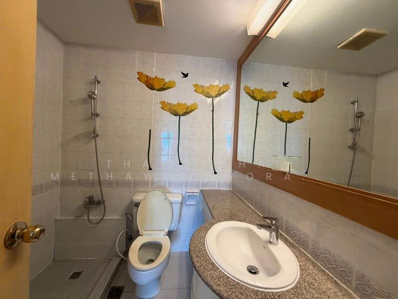 Sathorn Gardens, Bangkok, 39 South Sathorn Road, Thung Maha Mek, Sathon, Bangkok, 2 Bedrooms, 92 sqm, Condo For Sale, by Thawatchai Methawongworakul, 500526667 - DDproperty.com