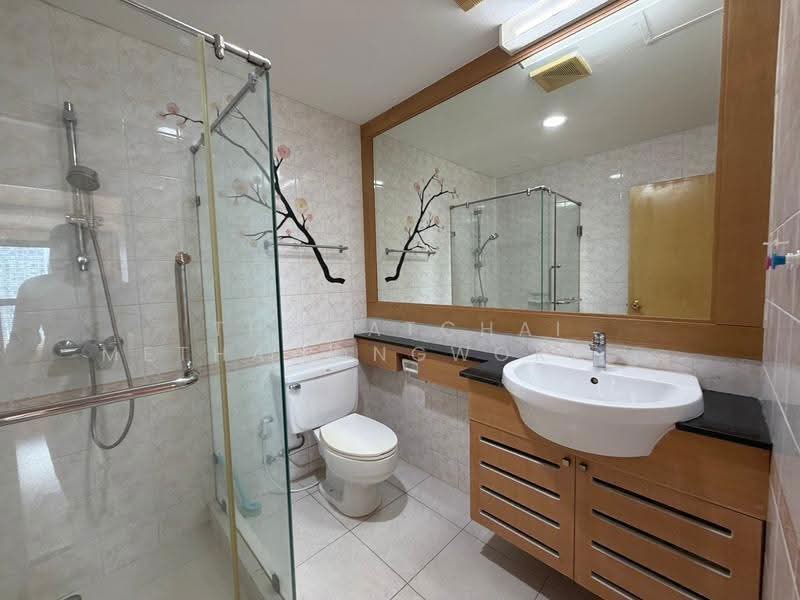 Sathorn Gardens, Bangkok, 39 South Sathorn Road, Thung Maha Mek, Sathon, Bangkok, 2 Bedrooms, 92 sqm, Condo For Sale, by Thawatchai Methawongworakul, 500526667 - DDproperty.com