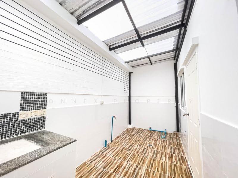 Baan Klang Muang Urbanion Srinakarin, Nonthaburi, , Bang Mae Nang, Bang Yai, Nonthaburi, 3 Bedrooms, 102 sqm, Townhouse For Sale, by Connex Property, 500526712 - DDproperty.com