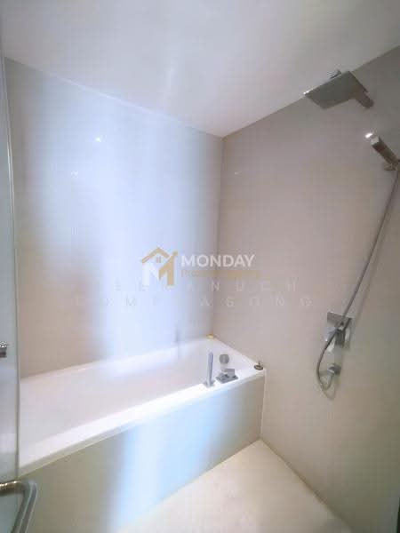 H Sukhumvit 43, Bangkok, 28 Sukhumvit 34 Road, Khlong Tan Nua, Watthana, Bangkok, 1 Bedroom, 38 sqm, Condo For Sale, by Neeranuch Somprasong, 500526737 - DDproperty.com