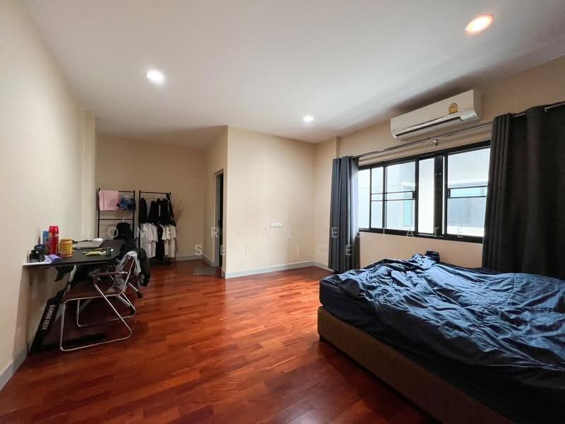 Grand Bangkok Boulevard Sathorn, Bangkok, 48 93 Soi 15, Bang Khae, Bangkok, 4 Bedrooms, 300 sqm, Single Detached House For Sale, by HOME Real Estate Service, 500526762 - DDproperty.com