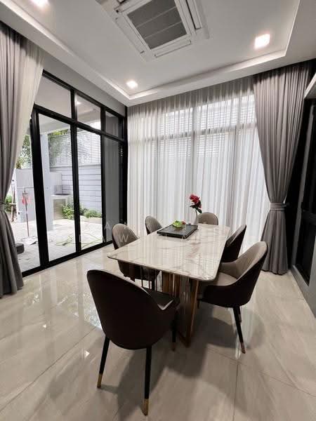 Artale Ekkamai-Ramintra, Bangkok, Soi Sukontasawat 19, Sukontasawat Road, Lat Phrao, Bangkok, 4 Bedrooms, 390 sqm, Single Detached House For Sale, by Kanrutai Dawruang, 500526783 - DDproperty.com
