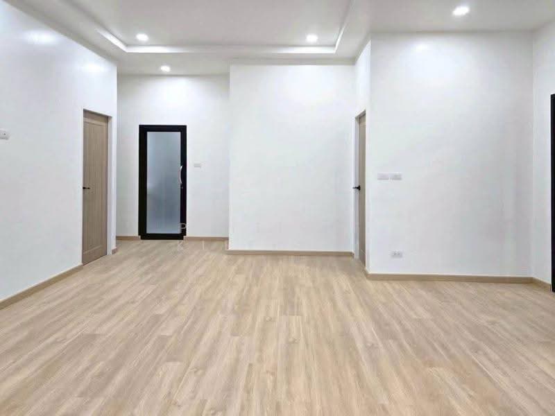 undefined, Phuket, Ratsada, Muang Phuket, Phuket, 4 Bedrooms, 325 sqm, Single Detached House For Sale, by Puttirat Kleebyam, 500526813 - DDproperty.com