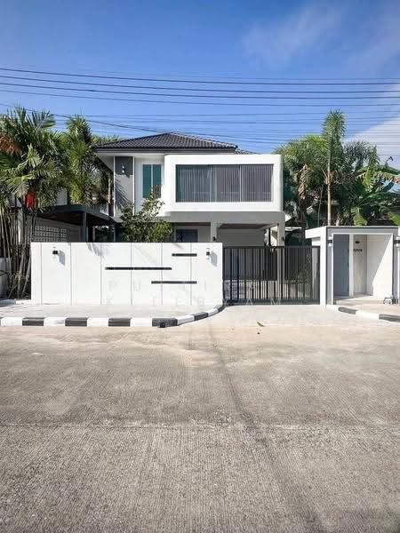 undefined, Phuket, Chalong, Muang Phuket, Phuket, 4 Bedrooms, 325 sqm, Single Detached House For Sale, by Puttirat Kleebyam, 500526831 - DDproperty.com