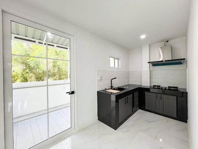 undefined, Phuket, Chalong, Muang Phuket, Phuket, 4 Bedrooms, 325 sqm, Single Detached House For Sale, by Puttirat Kleebyam, 500526831 - DDproperty.com
