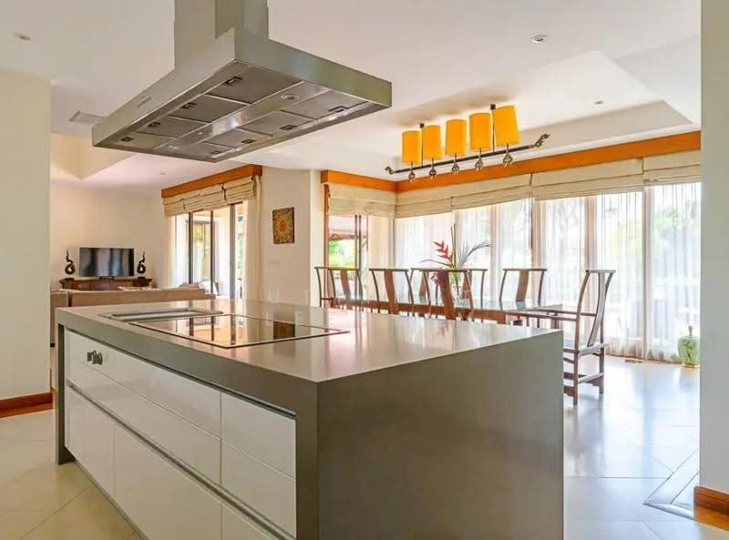 undefined, Phuket, Choeng Thale, Thalang, Phuket, 5 Bedrooms, 700 sqm, Villa For Sale, by Puttirat Kleebyam, 500526847 - DDproperty.com