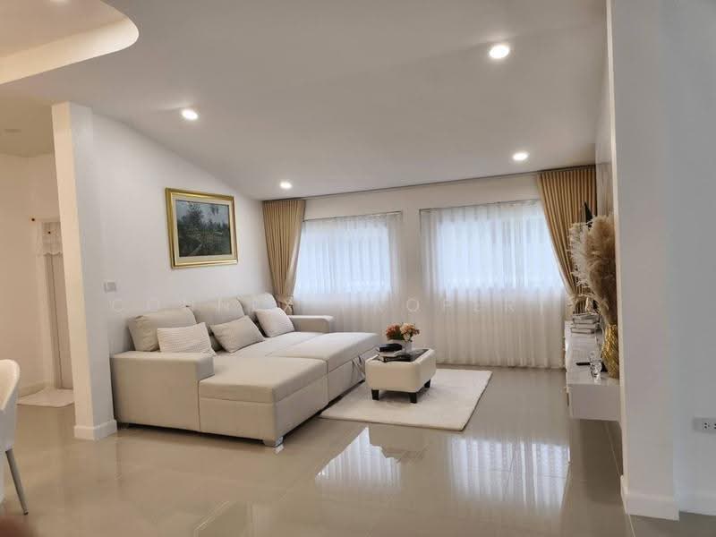 Permsub Garden Resort, Chon Buri (Pattaya), , Nong Pru, Bang Lamung (Pattaya), Chon Buri (Pattaya), 3 Bedrooms, 250 sqm, Single Detached House For Sale, by Connex Property, 500526848 - DDproperty.com