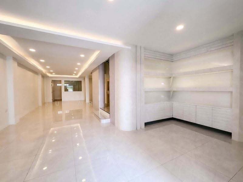 Baan Klang Muang Rama 9 - Ladprao : บ้านกลางเมือง พระรามเก้า - ลาดพร้าว, กรุงเทพ, ซอย ลาดพร้าว 88, วังทองหลาง, กรุงเทพ, 260 ตร.ม., ทาวน์เฮ้าส์ ขาย, โดย Jutarat Jitmun, 500526936 - DDproperty.com